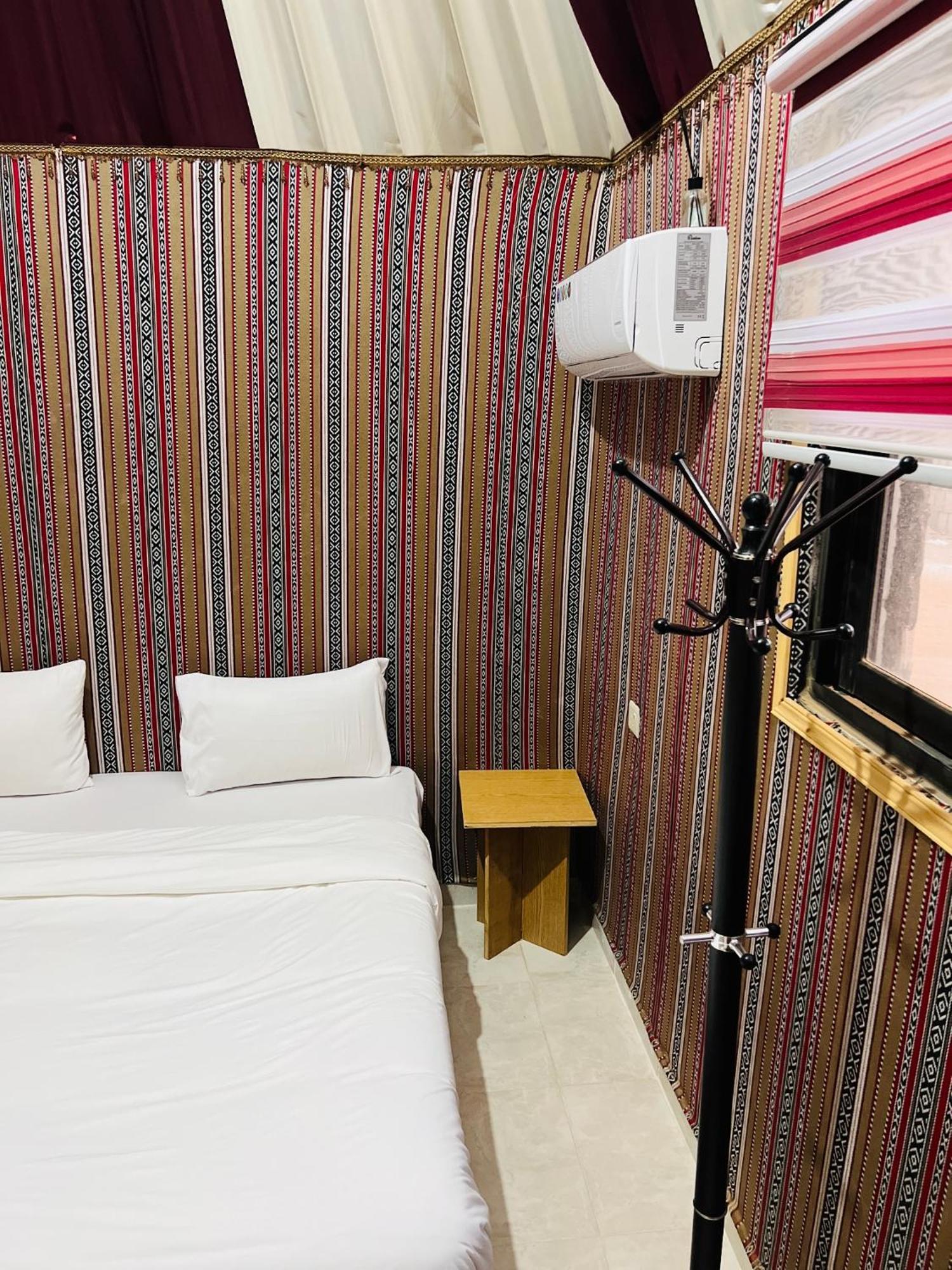 Apartament Magic Mountain Camp Wadi Rum Zewnętrze zdjęcie