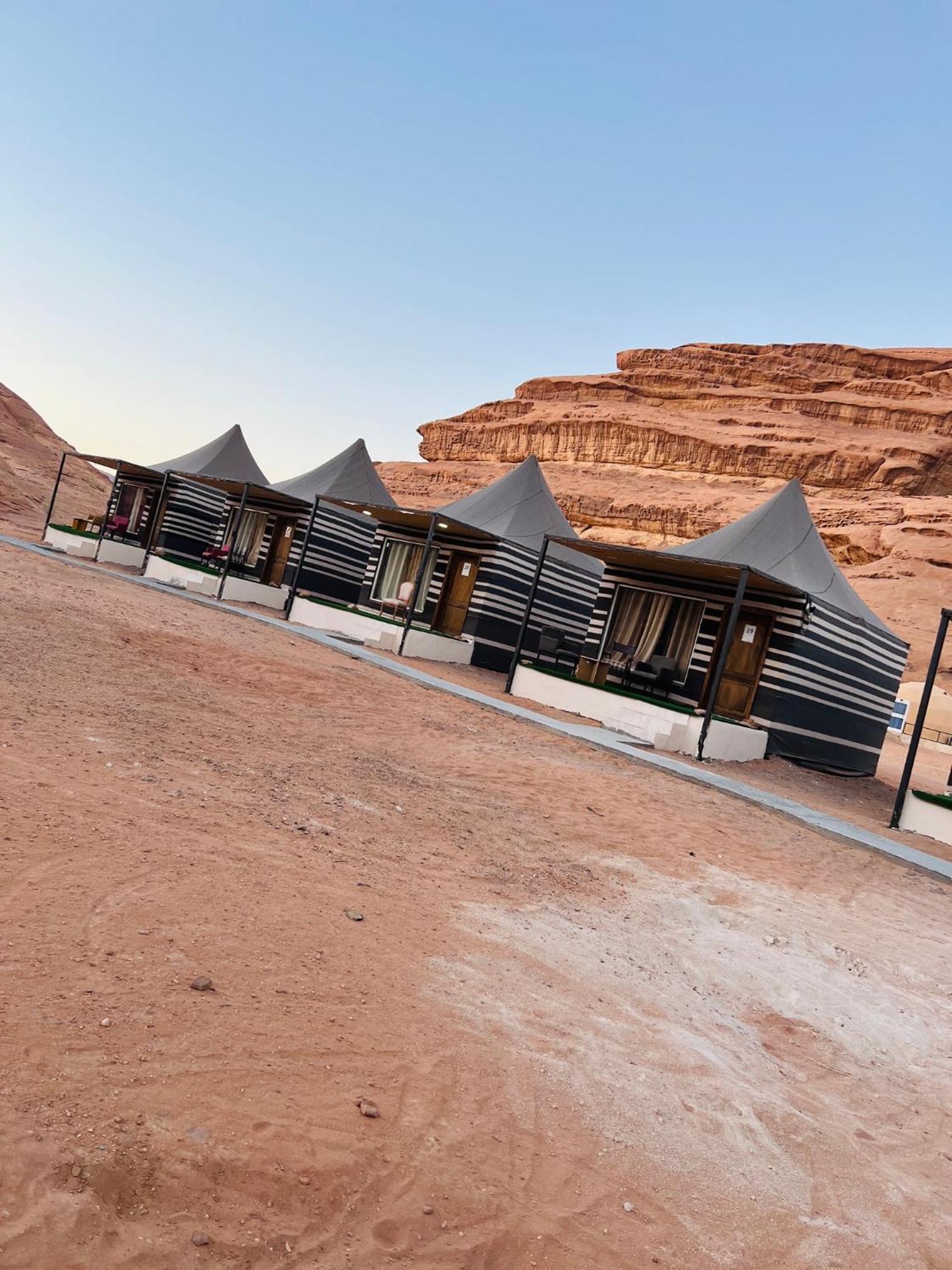 Apartament Magic Mountain Camp Wadi Rum Zewnętrze zdjęcie