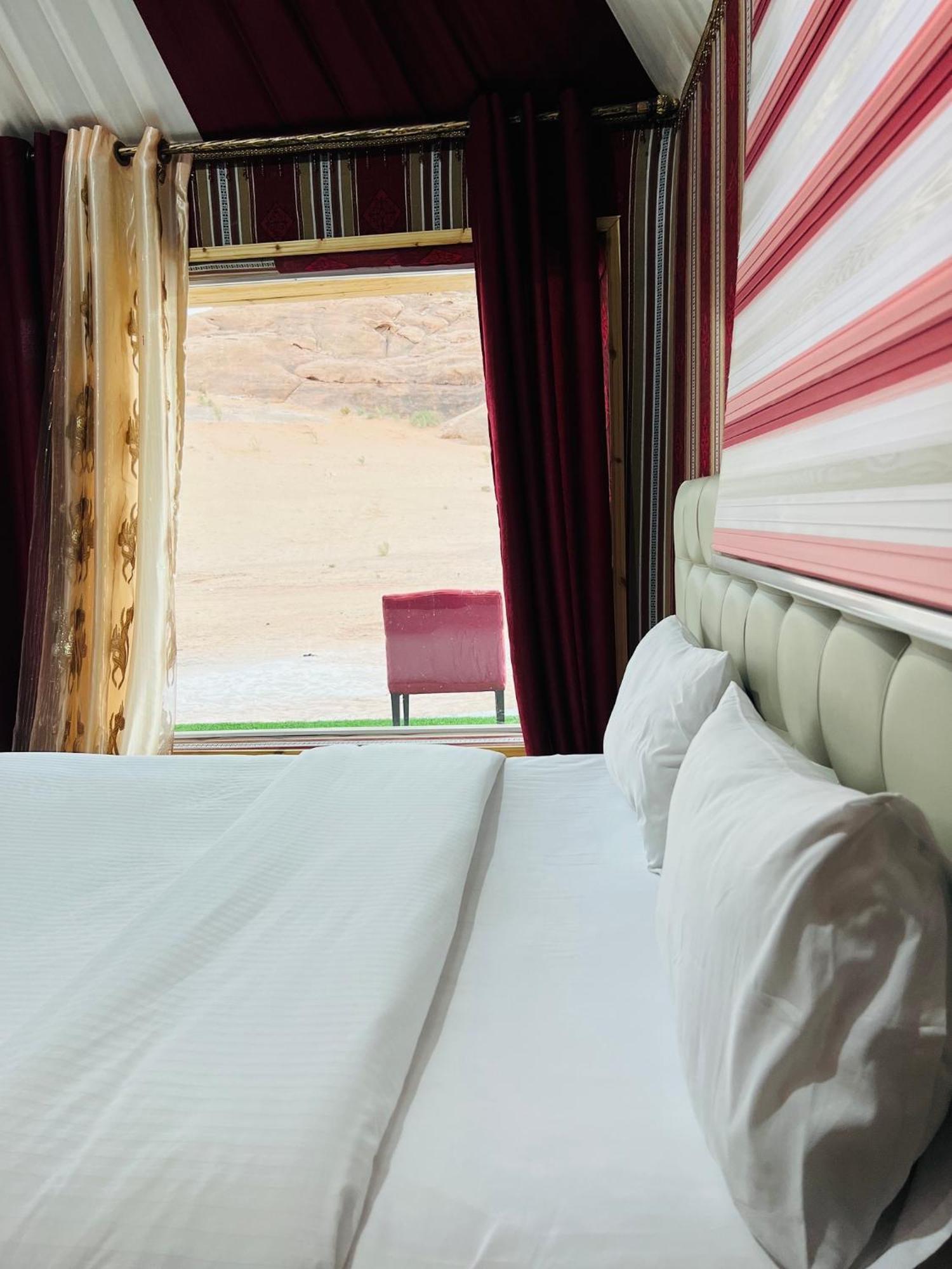Apartament Magic Mountain Camp Wadi Rum Zewnętrze zdjęcie